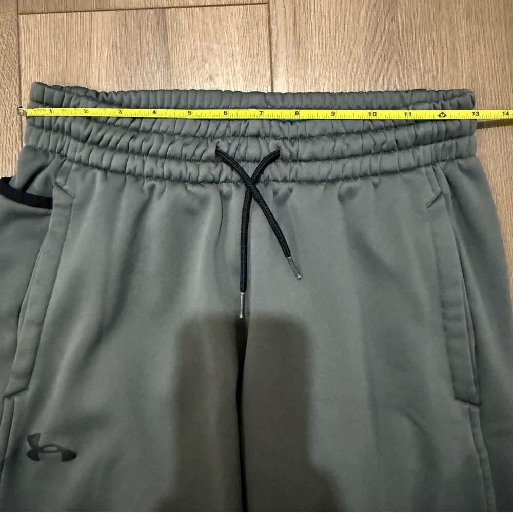 Under Armour Black and Gray Armour Fleece Men’s Pants - Set of 3 - Picture 6 of 15